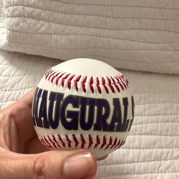 Devil Rays Inaugural Season 1998 Base Ball MLB in Casing NIB - Picture 6 of 10